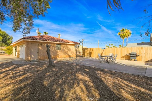 Backyard, Detached Garage, Exterior