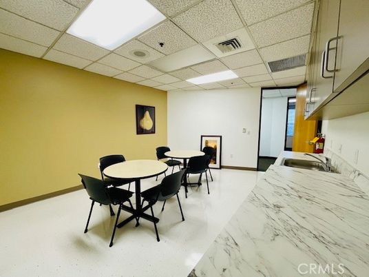 Dining room, Interior, Marble, Recessed Lighting
