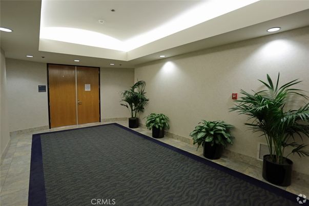 Elevator, Interior, Recessed Lighting