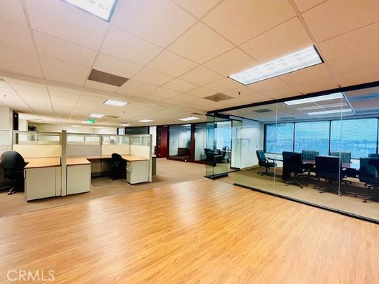 Dining room, Fitness Equipment, Interior, Recessed Lighting, Wood Texture Flooring
