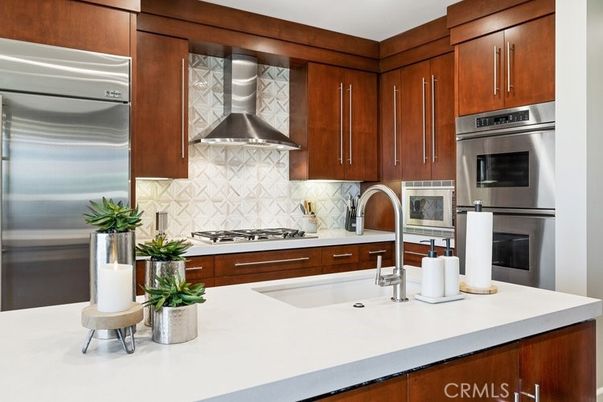 Interior, Kitchen, Stainless Steel Appliances
