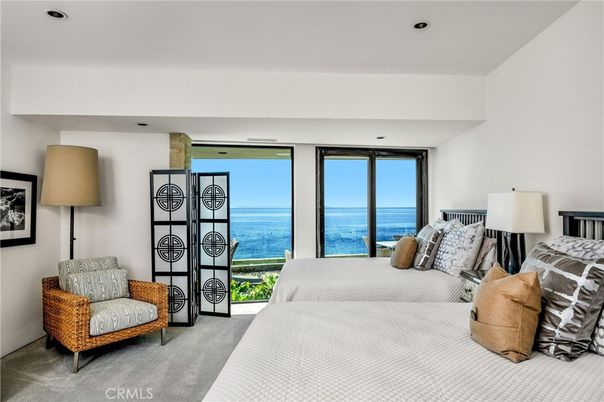 Bedroom, Interior, Recessed Lighting, Water