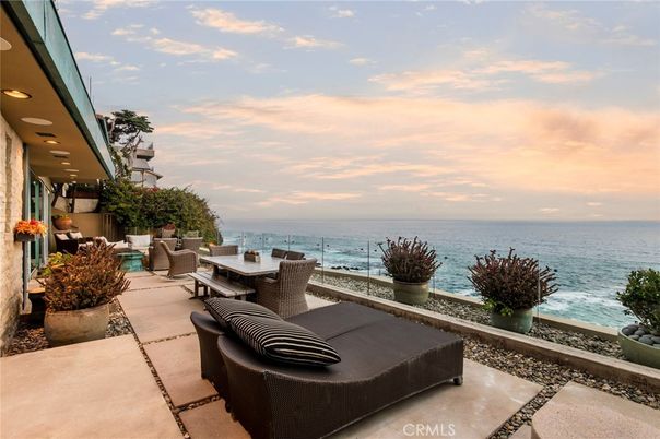 Exterior, Pool, Water