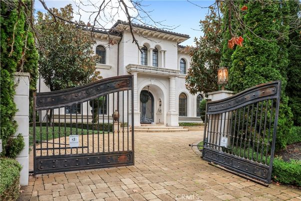 Backyard, Exterior, Facade, Mediterranean