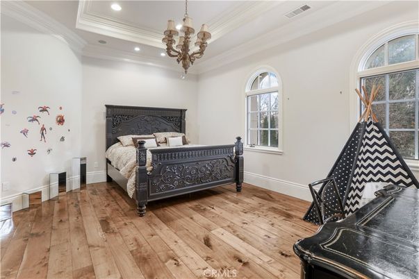 Bedroom, Chandelier, Interior, Recessed Lighting, Wood Texture Flooring