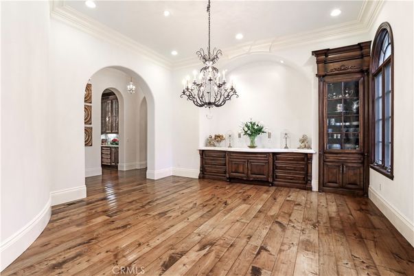 Chandelier, Interior, Recessed Lighting, Wood Texture Flooring