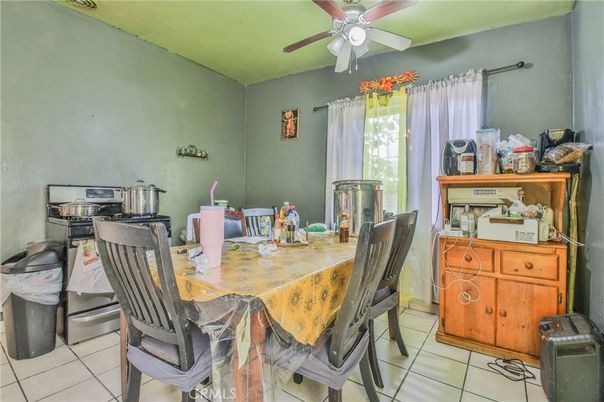 Dining room, Interior