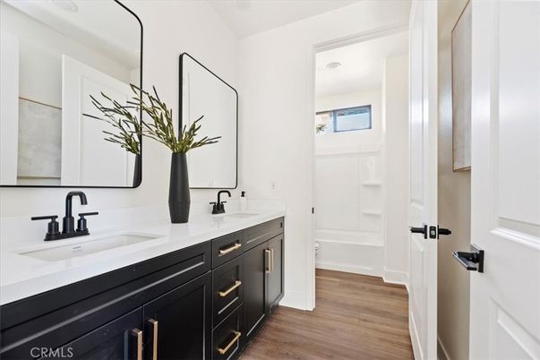Bathroom, Dual Sink Vanities, Interior, Wood Texture Flooring
