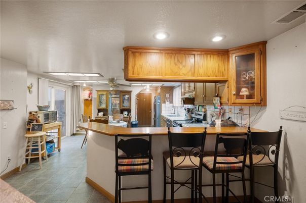 Dining room, Interior, Recessed Lighting