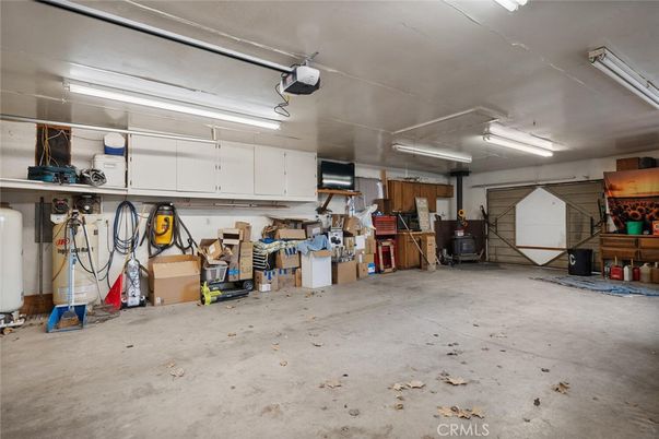 Garage, Interior