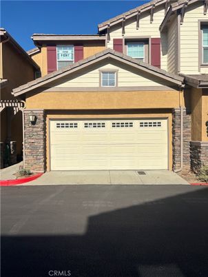 Attached, Exterior, Facade, Mediterranean