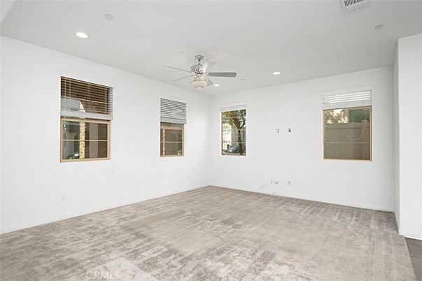 Empty room, Interior, Recessed Lighting