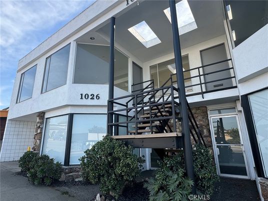 Exterior, Facade, None
