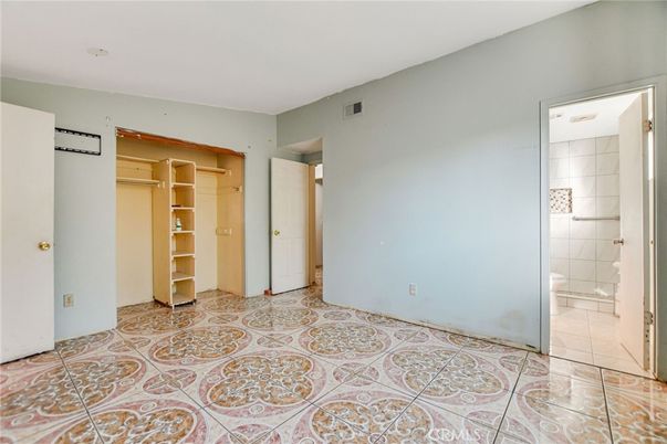 Bathroom, Empty room, Interior