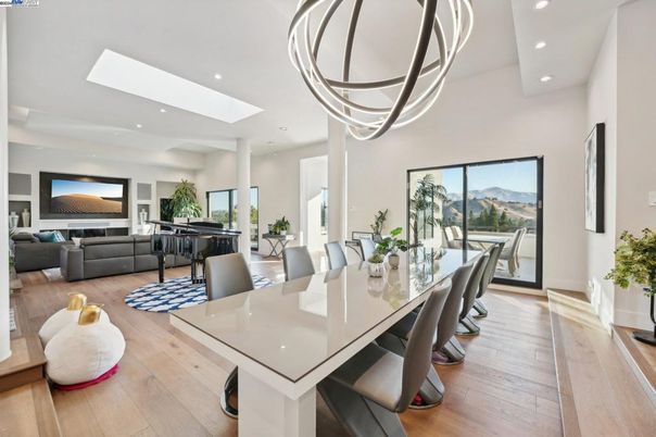 Dining room, Interior, Living room, Piano, Recessed Lighting, Wood Texture Flooring