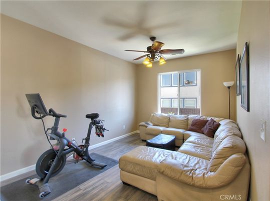 Fitness Equipment, Interior, Living room, Wood Texture Flooring