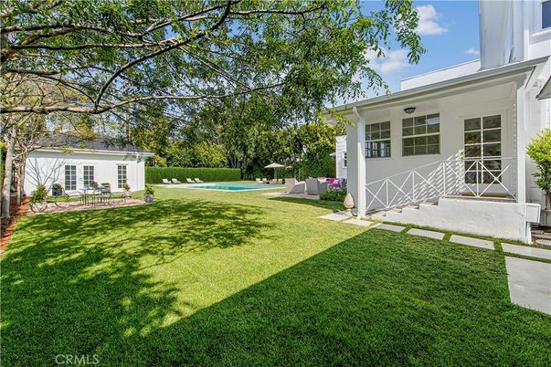 Backyard, Exterior, Pool