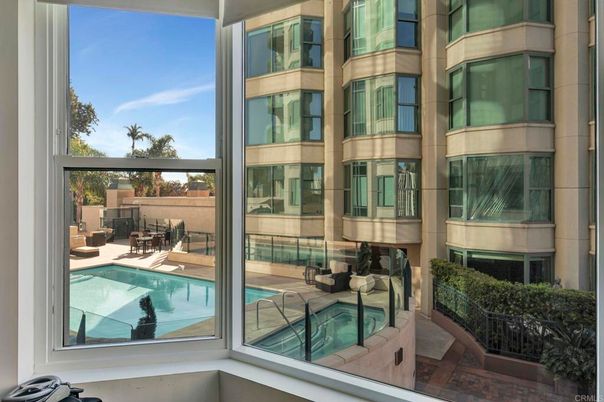 Exterior, Pool, Other