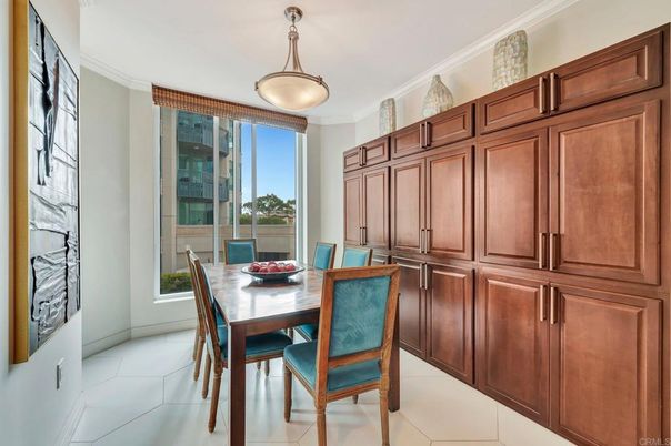 Dining room, Interior, Pendant Lights