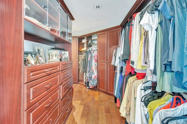 Interior, Recessed Lighting, Walk-in Closets, Wood Texture Flooring