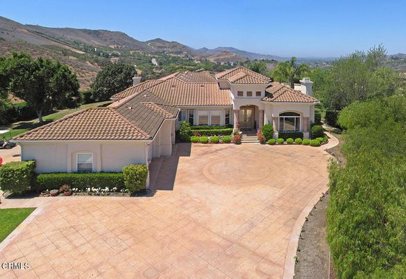 Backyard, Exterior, Facade, Mediterranean