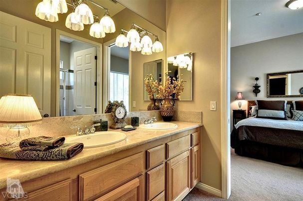 Bathroom, Bedroom, Dual Sink Vanities, Interior
