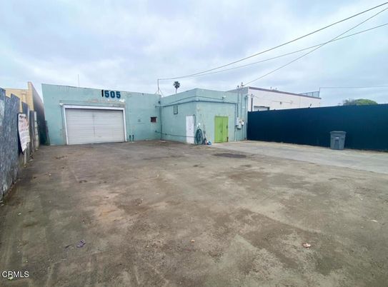 Backyard, Detached Garage, Exterior
