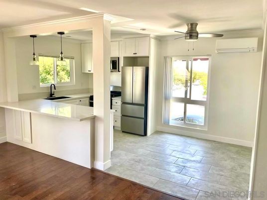 Interior, Kitchen, Pendant Lights, Wood Texture Flooring