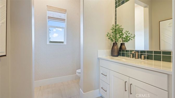 Bathroom, Interior, Tile Countertops