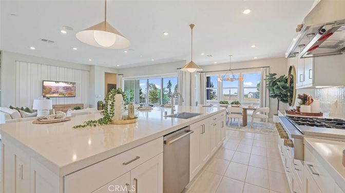 Dining room, Interior, Kitchen, Pendant Lights, Recessed Lighting, Stainless Steel Appliances
