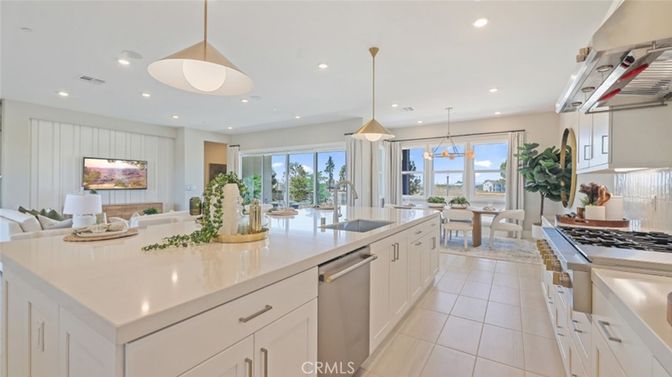 Dining room, Interior, Kitchen, Pendant Lights, Recessed Lighting, Stainless Steel Appliances