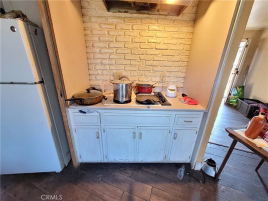 Interior, Kitchen, Stone Walls, Wood Texture Flooring