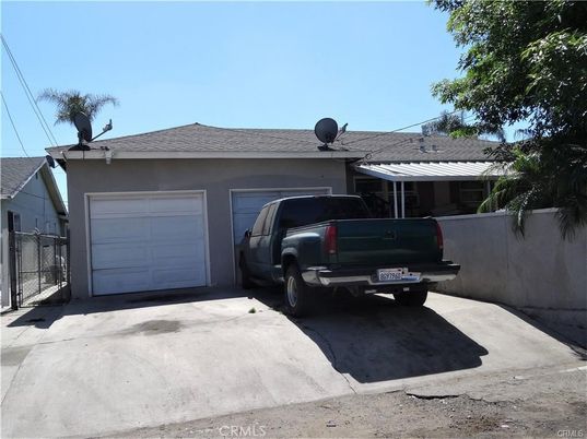 Detached Garage, Exterior
