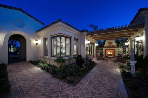 Exterior, Fireplace