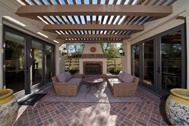 Exterior, Fireplace