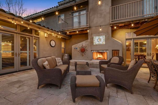 Exterior, Fireplace