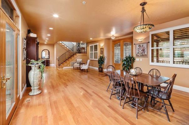 Dining room, Interior, Living room, Pendant Lights, Recessed Lighting, Wood Texture Flooring