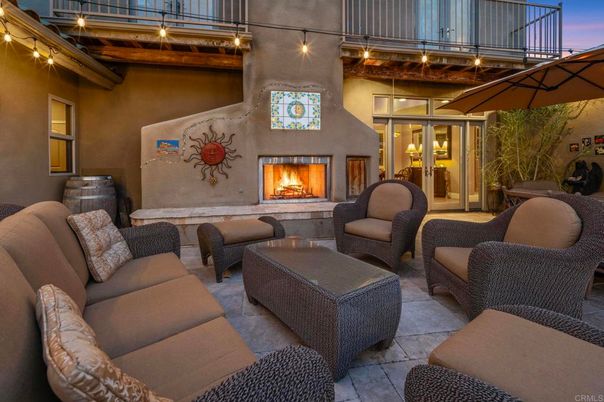 Exterior, Fireplace