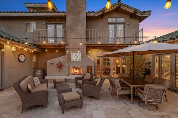 Exterior, Fireplace