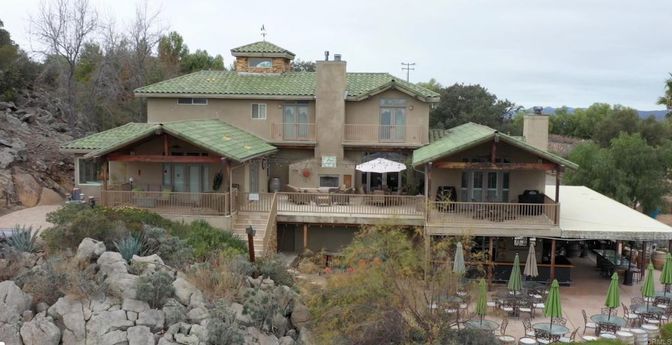 Exterior, Facade, Mediterranean