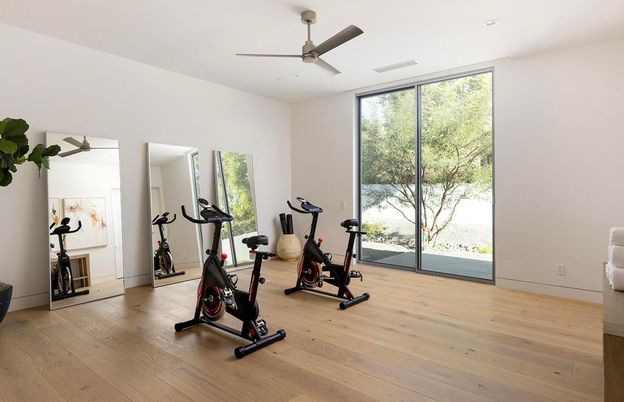 Fitness Equipment, Interior, Recessed Lighting, Wood Texture Flooring