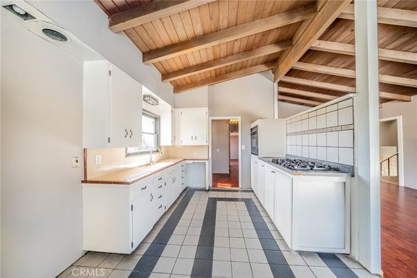 Interior, Kitchen, Wooden Beams, Wooden Ceilings