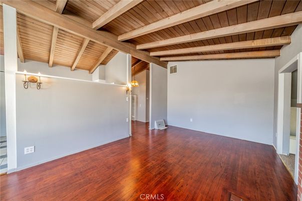 Empty room, Interior, Wooden Beams, Wooden Ceilings, Wood Texture Flooring