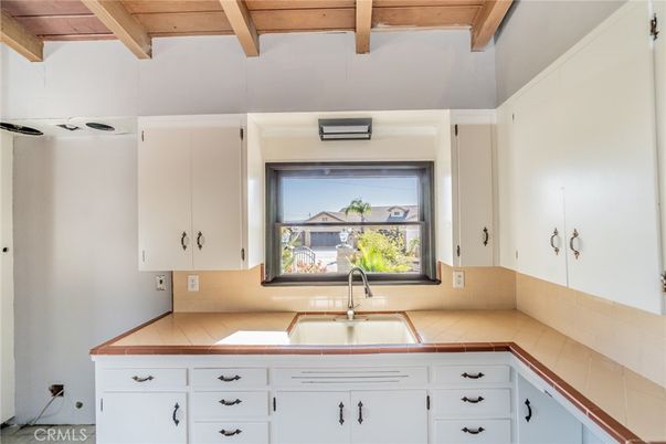 Interior, Kitchen, Wooden Beams, Wooden Ceilings
