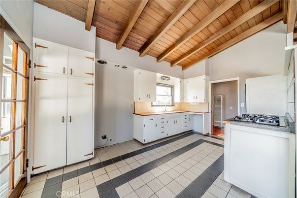 Interior, Kitchen, Wooden Beams, Wooden Ceilings