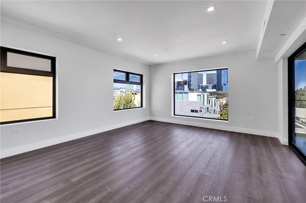 Empty room, Interior, Recessed Lighting, Wood Texture Flooring