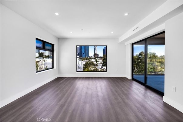 Empty room, Interior, Recessed Lighting, Wood Texture Flooring