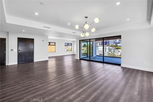 Empty room, Interior, Pendant Lights, Recessed Lighting, Wood Texture Flooring