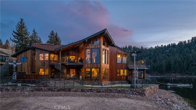 Backyard, Exterior, Facade, Log Home