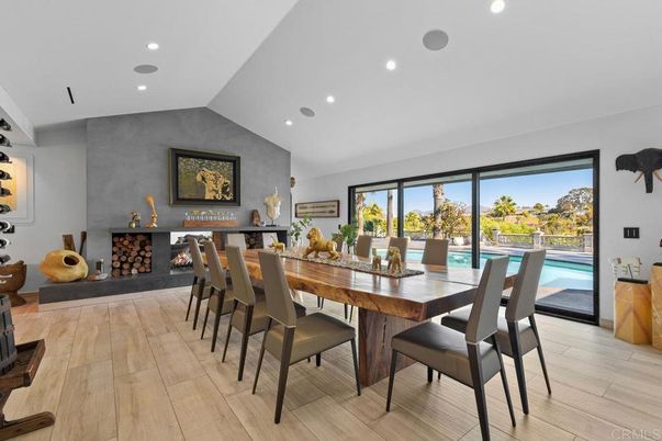 Dining room, Fireplace, Interior, Recessed Lighting, Wood Texture Flooring